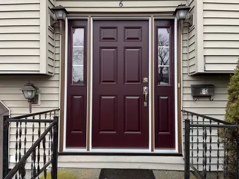 Entry Way - 6 Sears Ave, Webster, MA 01570 photo 1 of 2