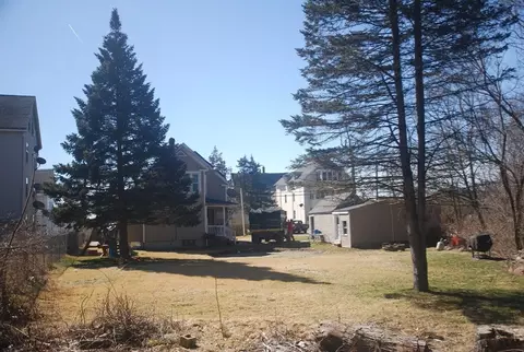 Exterior - 8 Pine St, Dudley, MA 01571 photo 6 of 7