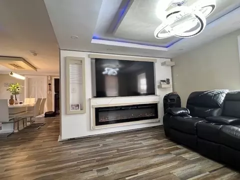 Living - 8 Pine St, Dudley, MA 01571 photo 1 of 2