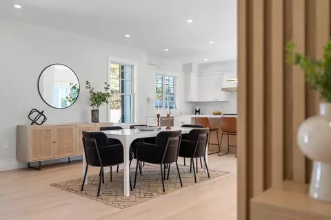 19 Vernon St #1, Newton, MA 02458