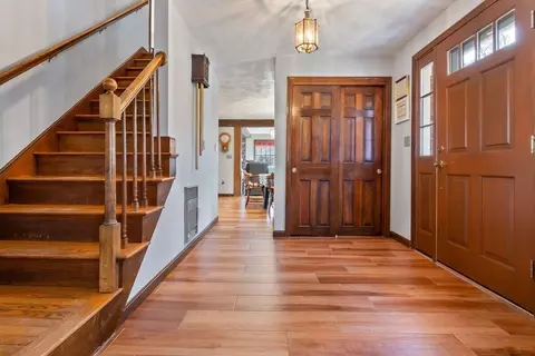 Entry Way - 31 Cedar, Boxford, MA 01921 photo 1 of 2