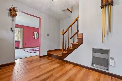 Entry Way - 31 Cedar, Boxford, MA 01921 photo 2 of 2