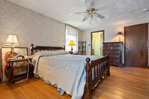 Bedroom - 31 Cedar, Boxford, MA 01921 photo 2 of 4