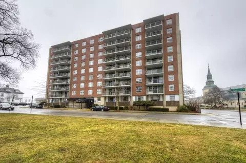 80 Salisbury St #804, Worcester, MA 01609