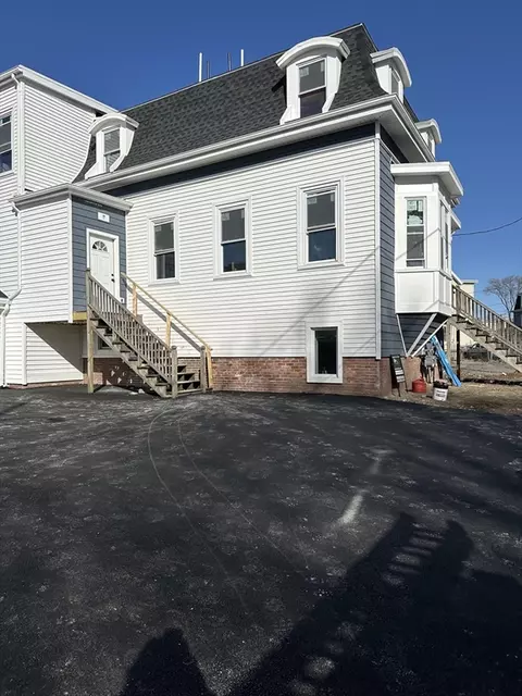 21 Valley Ave, Lynn, MA 01902