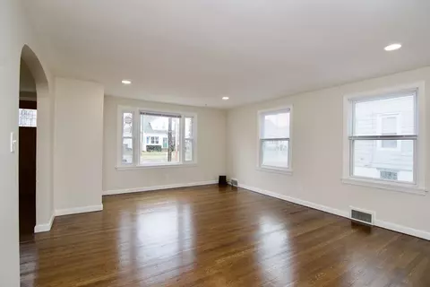 Living - 49 Rimmon Ave, Springfield, MA 01107 photo 1 of 1