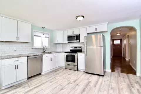 Kitchen - 49 Rimmon Ave, Springfield, MA 01107 photo 3 of 5