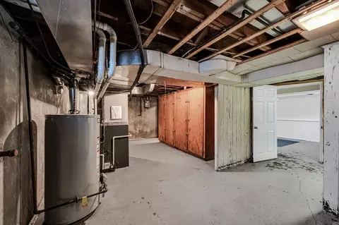 Exterior - 103 Emerson St, Springfield, MA 01118 photo 5 of 5