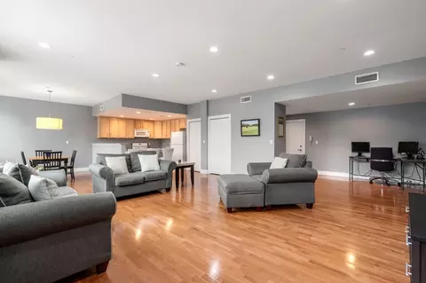 1 Powder Mill Sq #310, Andover, MA 01810