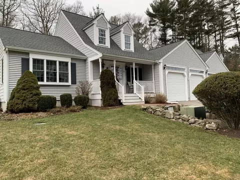 19 Autumn Ln #19, Marshfield, MA 02050