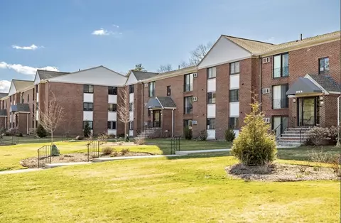 390 Great Rd # B, Acton, MA 01720