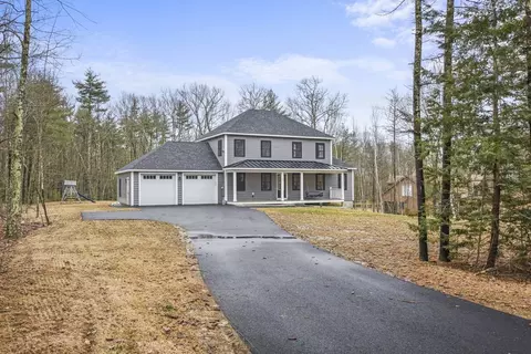 78 Old Princeton Rd, Hubbardston, MA 01452