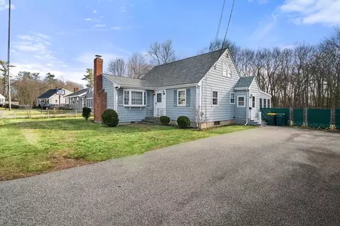 57 Bay State Cir, Abington, MA 02351