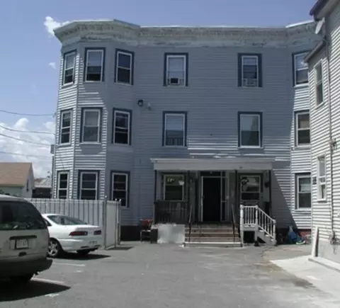99 South St, Lynn, MA 01905