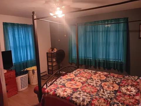 Bedroom - 366 Brickyard Rd, Athol, MA 01331 photo 2 of 3