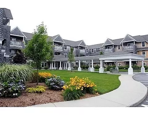 110 Dillingham #323, Falmouth, MA 02540