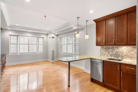 1 Huntington Ave #309, Boston, MA 02116