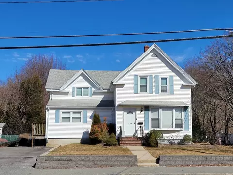196 Park St, Stoughton, MA 02072