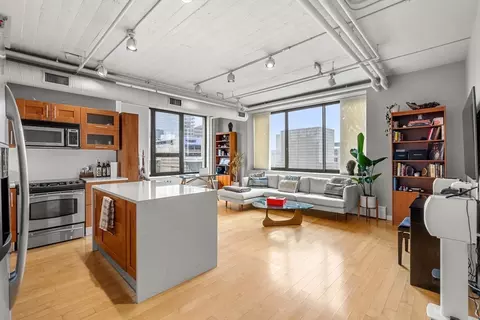 210 South St #8-5, Boston, MA 02111