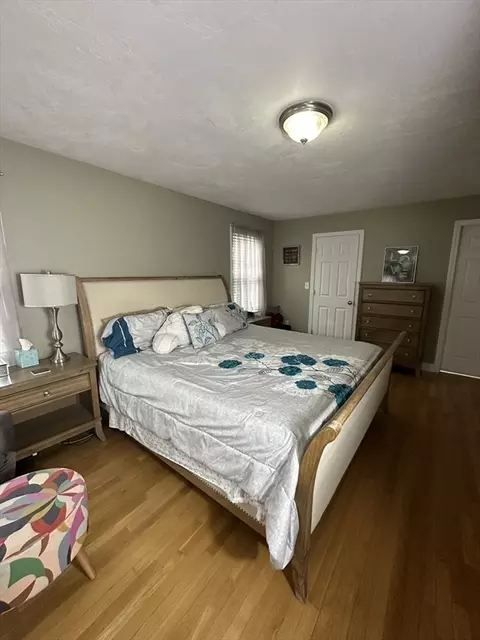 Bedroom - 5 Maple Leaf Dr, Boston, MA 02136 photo 1 of 5