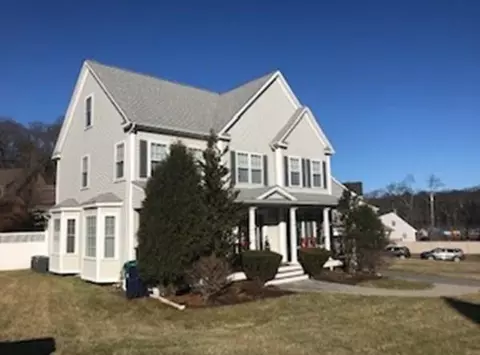 Exterior - 5 Maple Leaf Dr, Boston, MA 02136 photo 2 of 3
