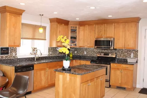 Kitchen - 5 Maple Leaf Dr, Boston, MA 02136 photo 1 of 2