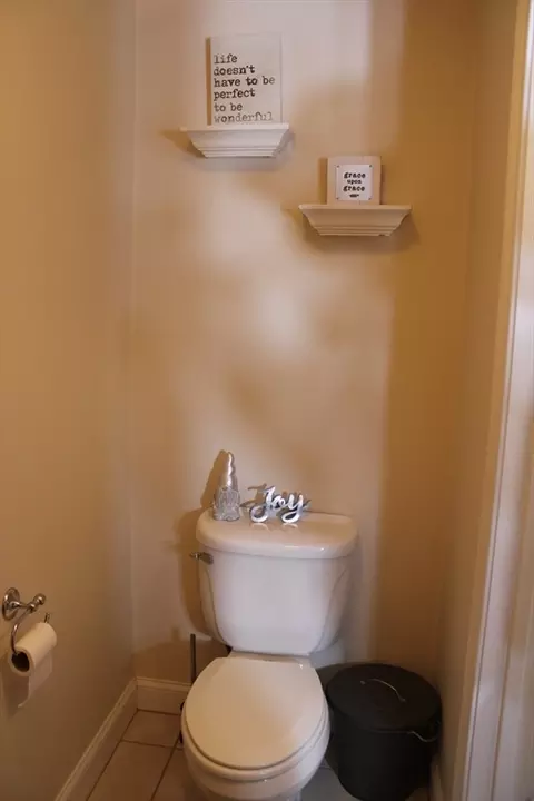 Bath - 5 Maple Leaf Dr, Boston, MA 02136 photo 1 of 4