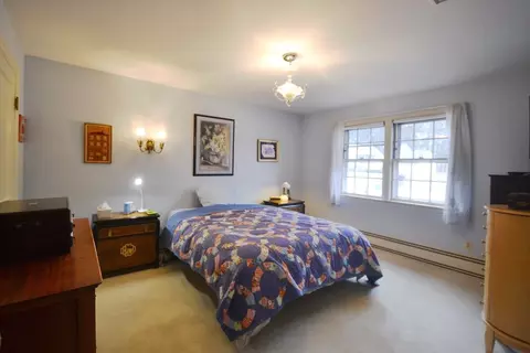 Bedroom - 39 Westbrook Rd, Worcester, MA 01602 photo 1 of 5