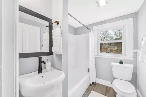 Bath - 95-97 North St, Ware, MA 01082 photo 3 of 6