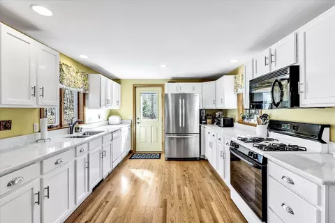 14 Fallon Rd, Eastham, MA 02642 photo 5