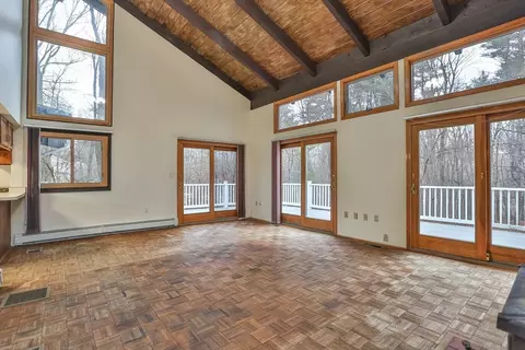 Living - 59 Lancaster Rd, Berlin, MA 01503 photo 2 of 4