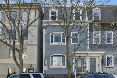 Exterior - 433 E 3rd St #2, Boston, MA 02127 photo 4 of 5