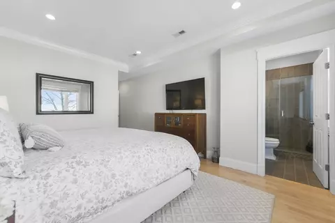 Bedroom - 433 E 3rd St #2, Boston, MA 02127 photo 3 of 5