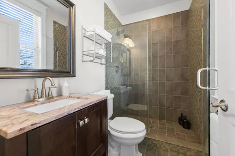 Bath - 433 E 3rd St #2, Boston, MA 02127 photo 1 of 1