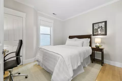 Bedroom - 433 E 3rd St #2, Boston, MA 02127 photo 4 of 5