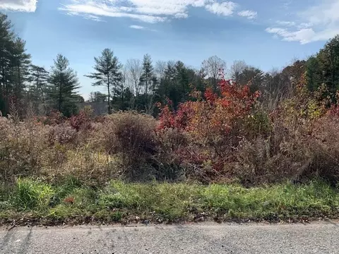 2 Condon Way, Hopedale, MA 01747