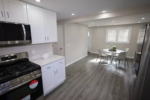 Kitchen - 9 Emery Rd, Townsend, MA 01469 photo 2 of 3