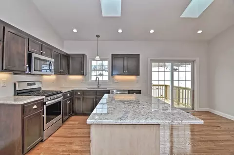 Kitchen - 41 Ariel Cir #41, Sutton, MA 01590 photo 6 of 14