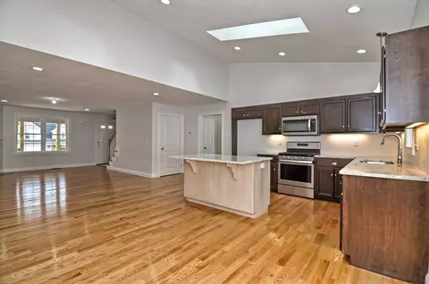Kitchen - 41 Ariel Cir #41, Sutton, MA 01590 photo 8 of 14