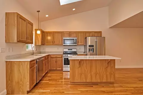 Kitchen - 41 Ariel Cir #41, Sutton, MA 01590 photo 3 of 14
