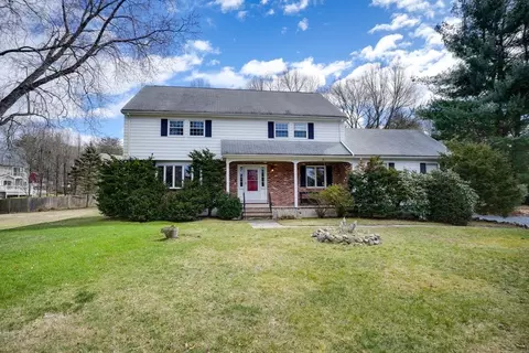 94 Johnson Rd, Winchester, MA 01890