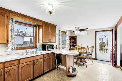 Kitchen - 8 Arrowhead Dr, Wareham, MA 02532 photo 1 of 3