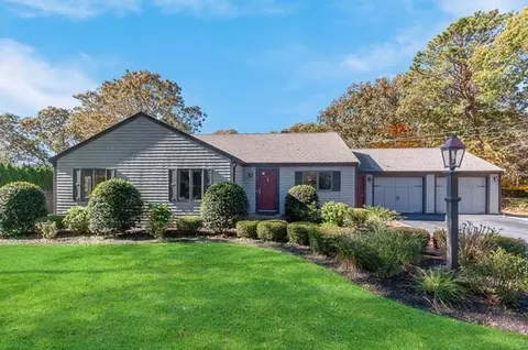 7 Stockton Short Cut St, Wareham, MA 02571