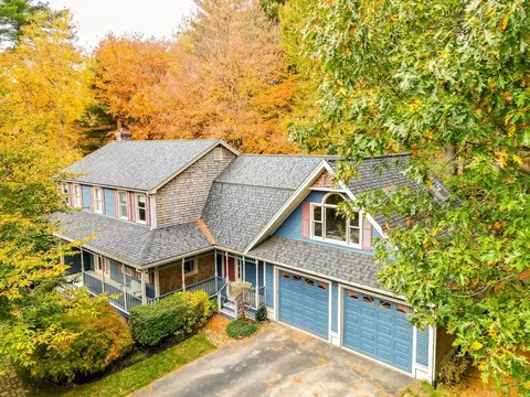14 Eleanore Strasse Rd, Easton, MA 02356