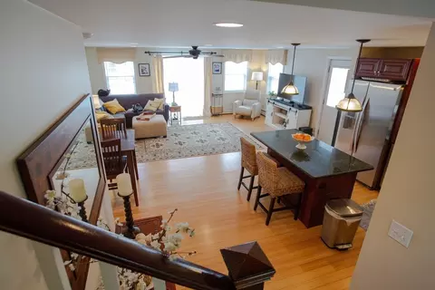 Dining - 35 Hope St, Warren, RI 02885 photo 1 of 2