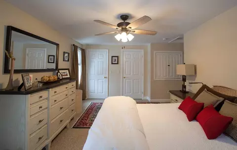 Bedroom - 35 Hope St, Warren, RI 02885 photo 2 of 3