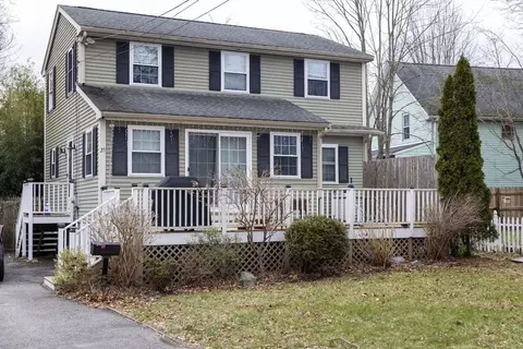 Exterior - 35 Hope St, Warren, RI 02885 photo 3 of 4