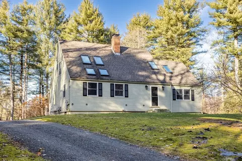 82 Tahanto Trl, Harvard, MA 01451