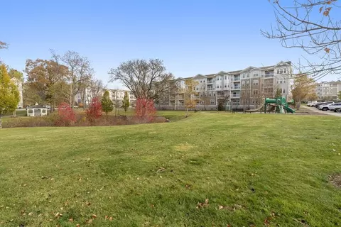 62 Abigail Way #4002, Reading, MA 01867 photo 39
