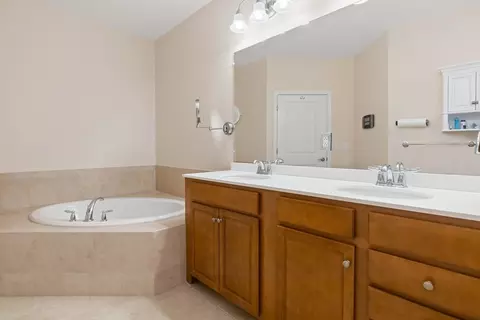 62 Abigail Way #4002, Reading, MA 01867 photo 22
